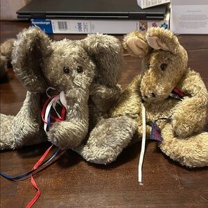 Boyd’s Bears In The Attic Flatskies Plush Elephant and Mouse Political Decor Set